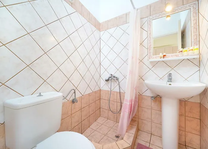 Konstantinos 2 3* リメナリア